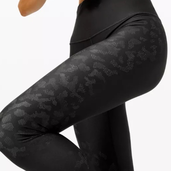 - Lululemon Mapped Out High Rise Tight 28" *Camo - Picture 9 of 10